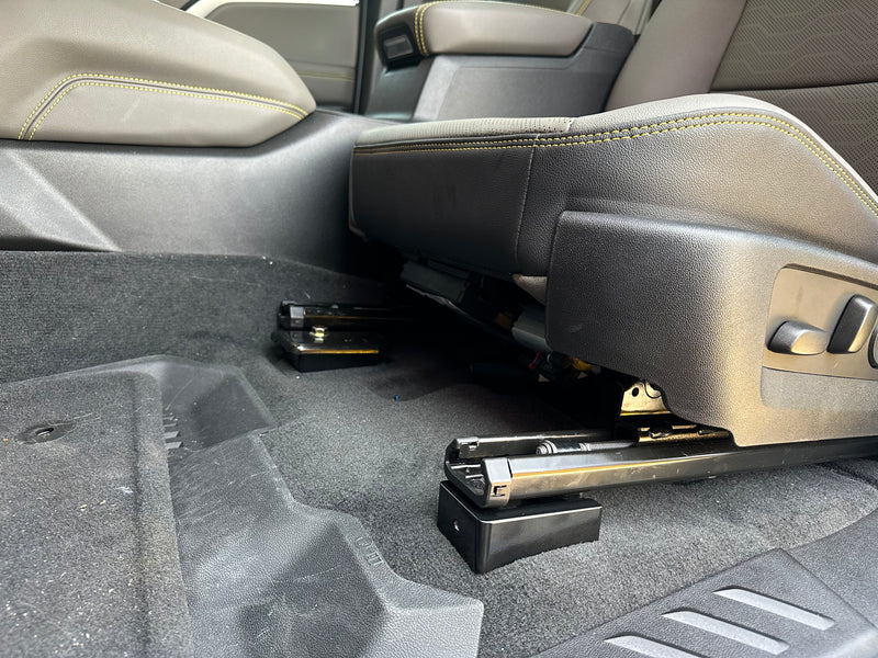 Load image into Gallery viewer, GM SEAT JACKER® BOOSTER BUNDLE (COLORADO AND CANYON)