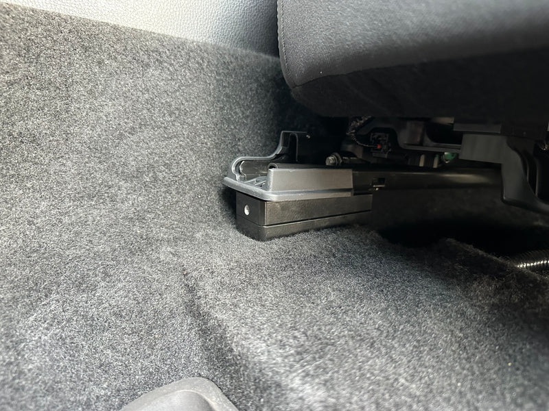 Load image into Gallery viewer, TOYOTA 4RUNNER ADJUSTABLE FRONT SEAT JACKERS