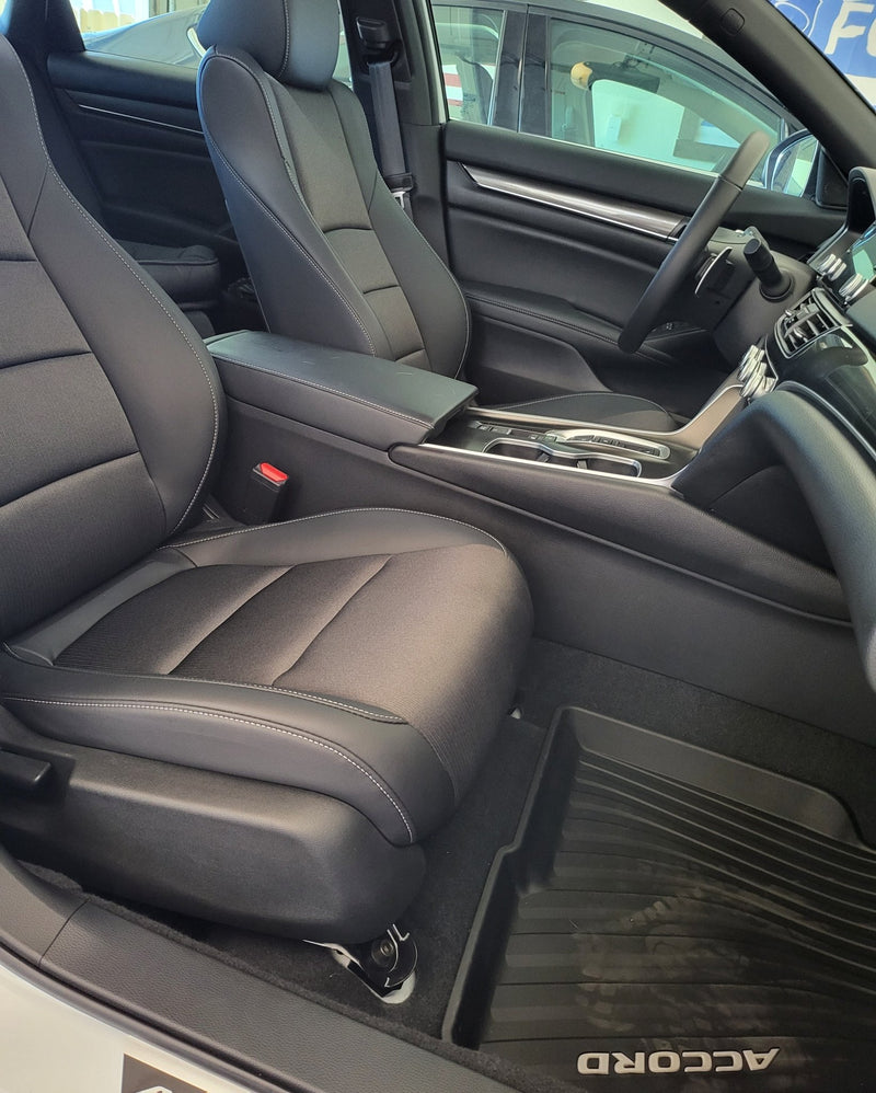 Load image into Gallery viewer, HONDA FRONT SEAT JACKERS® (CIVIC) - Desert Does It