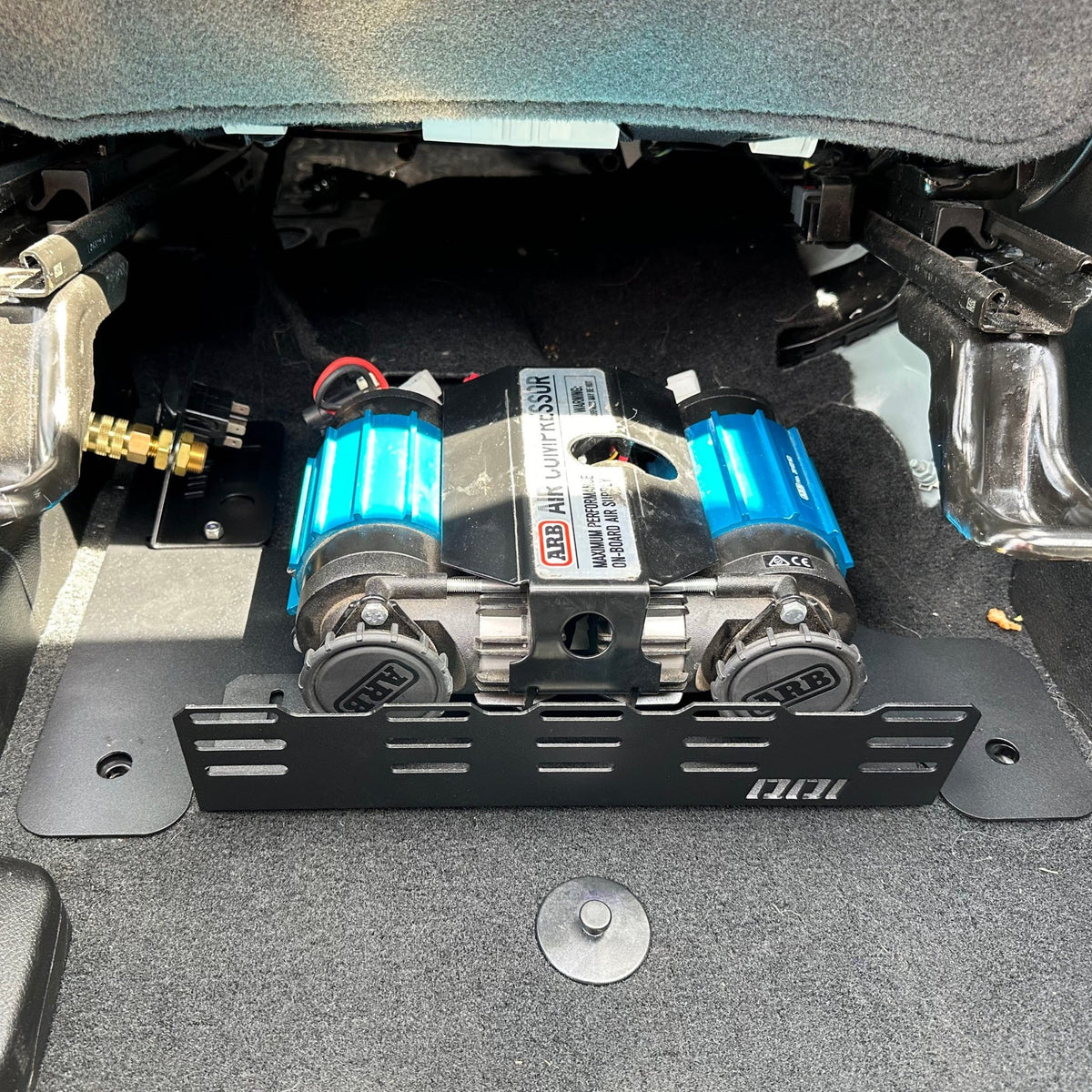 Jeep Air Compressor Mount – Clean Under-Seat Fit