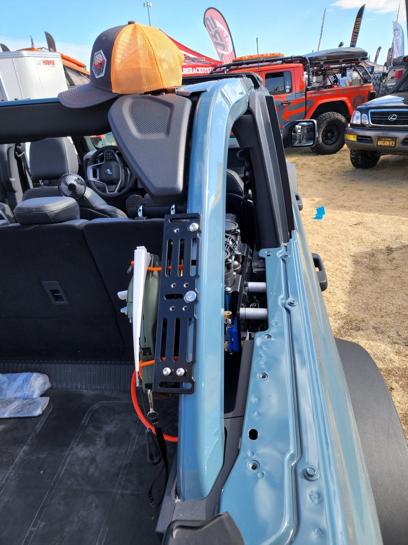 Load image into Gallery viewer, FORD ROLL BAR TRIPLE MOLLE (BRONCO) - Desert Does It