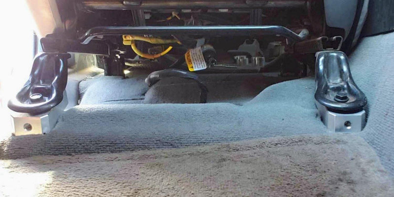 Load image into Gallery viewer, TOYOTA FRONT SEAT JACKERS® (TUNDRA AND SEQUOIA) - Desert Does It