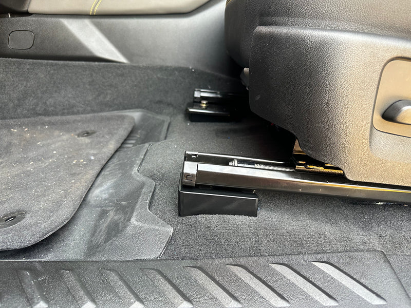 Load image into Gallery viewer, GM SEAT JACKER® BOOSTER BUNDLE (COLORADO AND CANYON)
