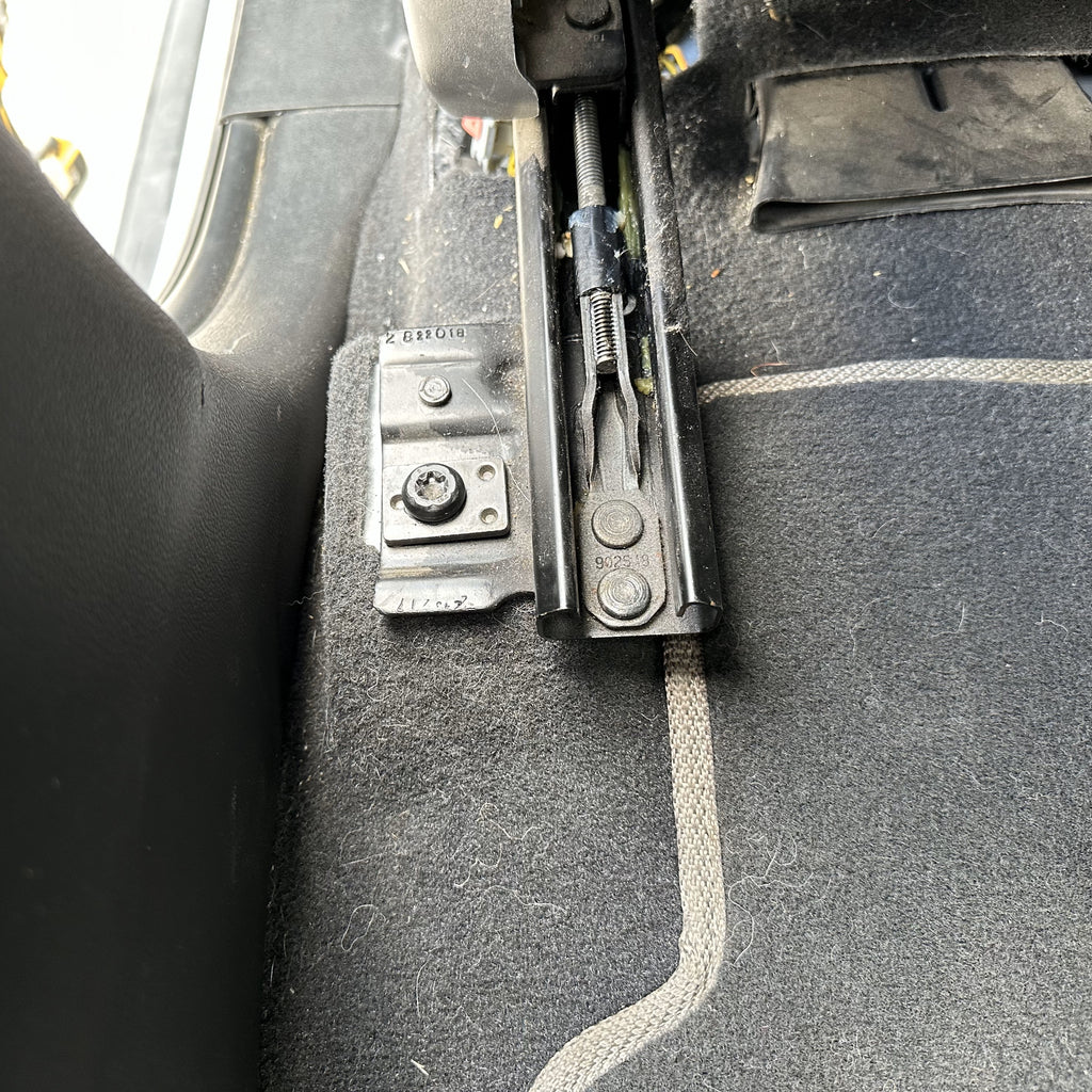 Front Seat Jackers 2014 2018 Gm 1500