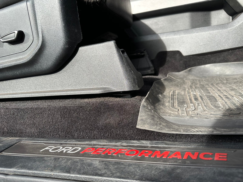 Load image into Gallery viewer, FORD SEAT JACKER® BOOSTER BUNDLE® (F150, SUPER DUTY, AND EXPEDITION+)
