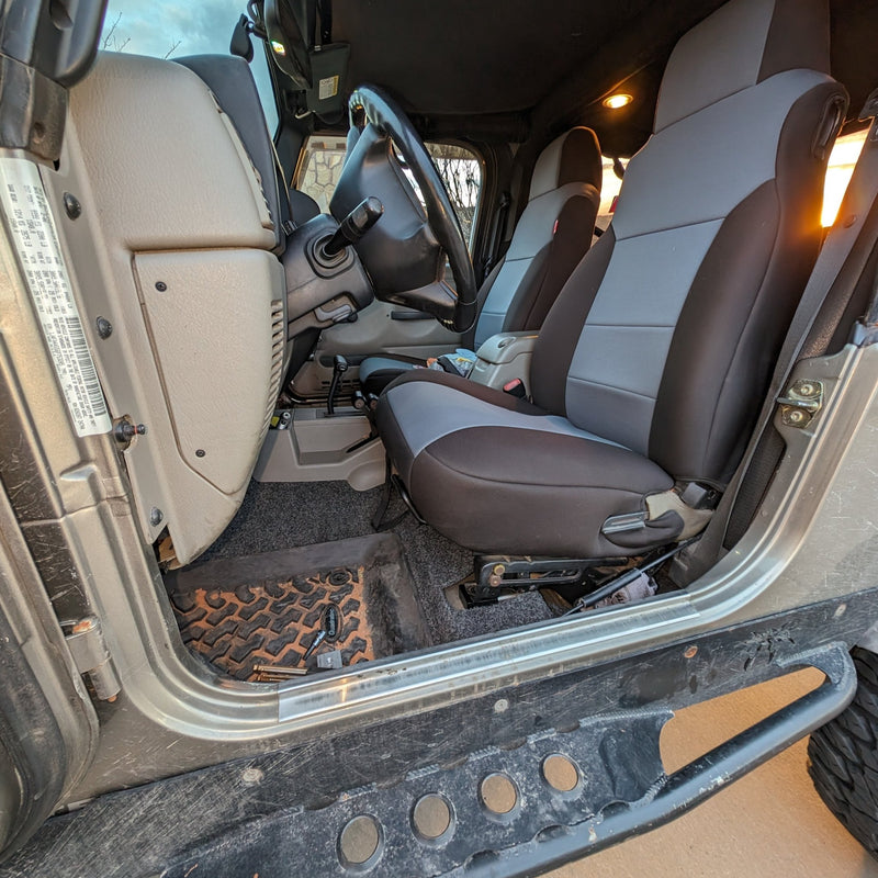 Load image into Gallery viewer, JEEP FRONT SEAT JACKERS® (WRANGLER TJ AND UNLIMITED LJ) - Desert Does It
