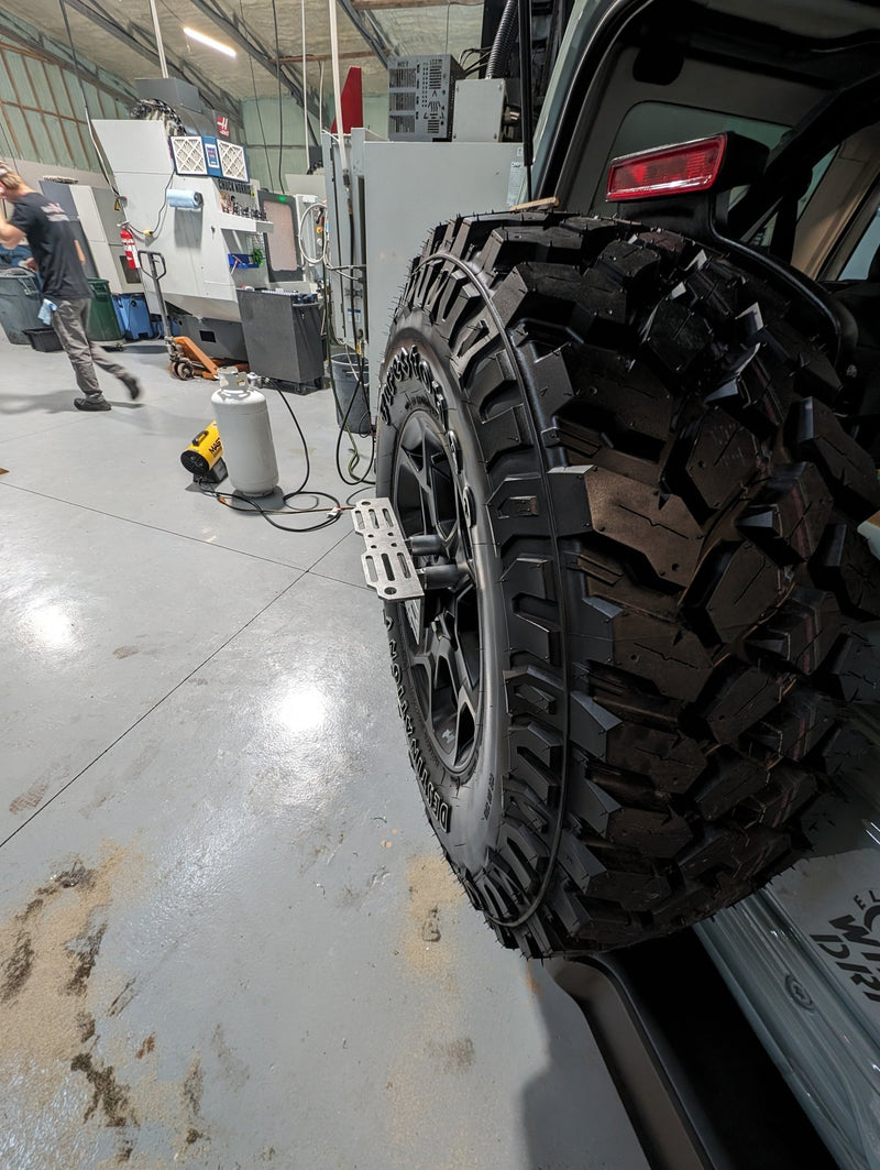 Load image into Gallery viewer, JEEP SPARE TIRE MOLLE (WRANGLER JL/JLU) - Desert Does It
