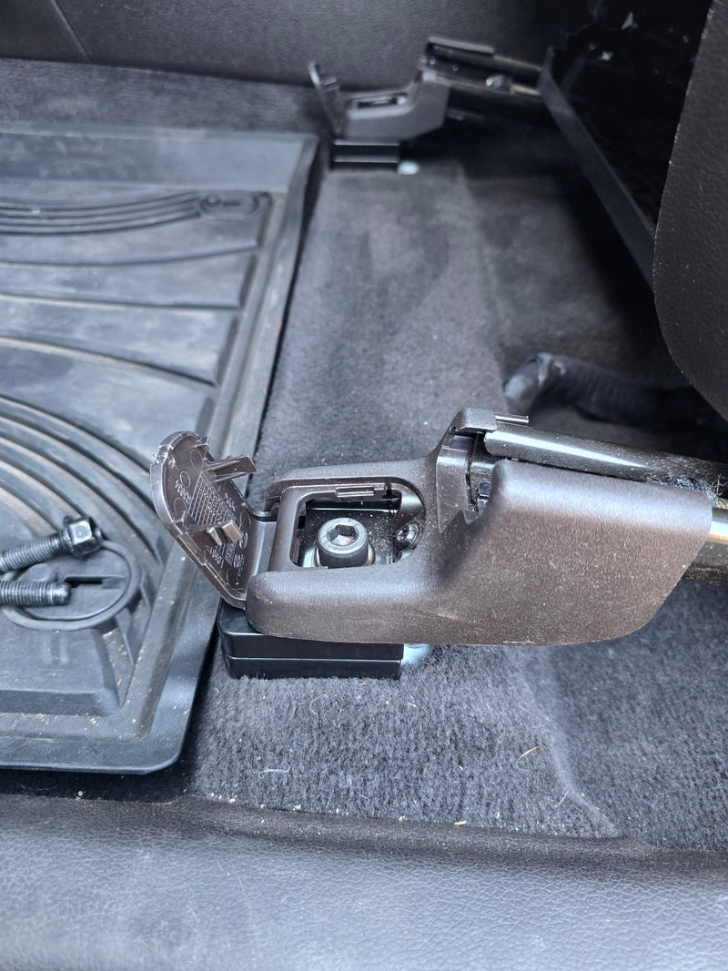 Load image into Gallery viewer, NISSAN FRONT SEAT JACKERS® (MURANO, ROGUE AND ALTIMA) - Desert Does It
