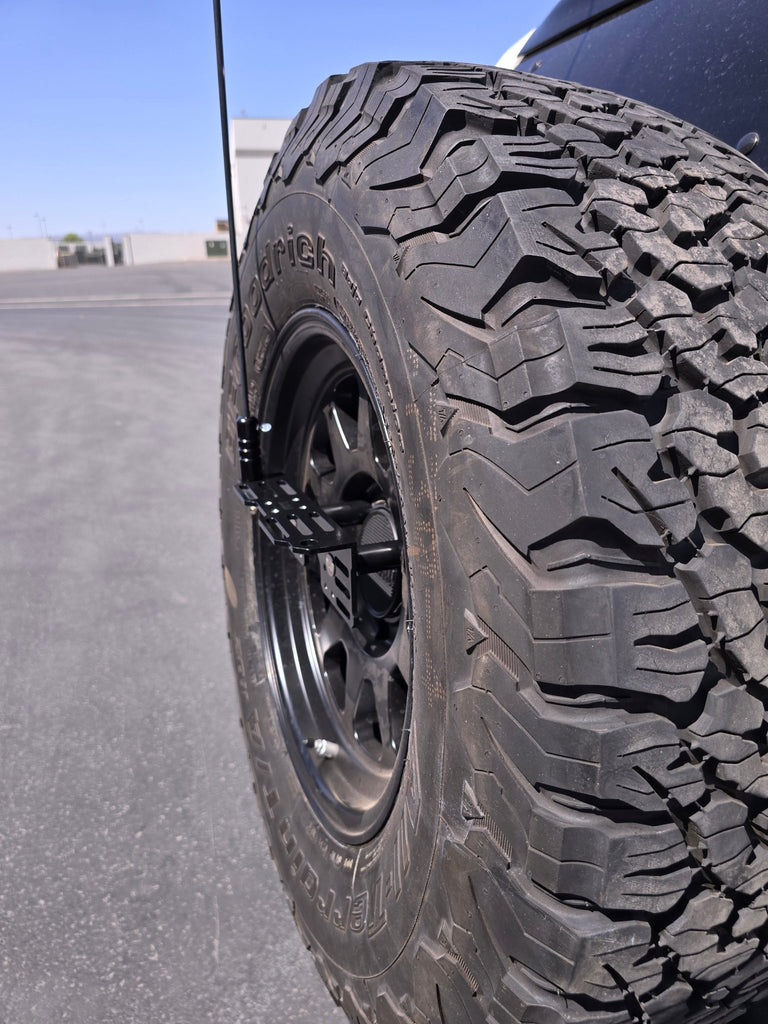 TOYOTA SPARE TIRE MOLLE (FJ CRUISER) - Desert Does It