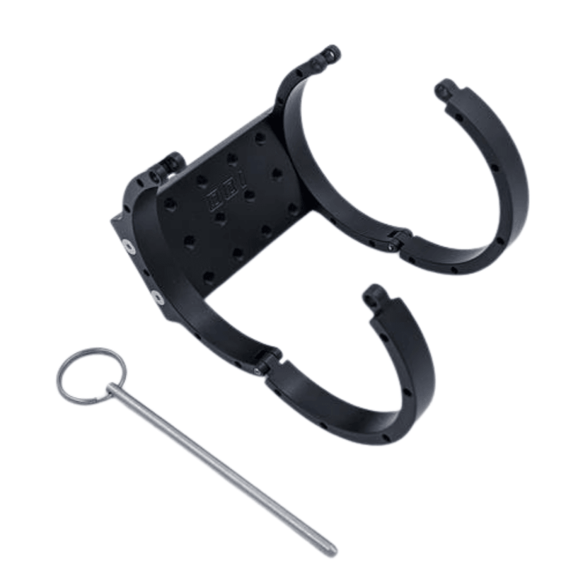 Load image into Gallery viewer, DDI QUICK DROP FIRE EXTINGUISHER MOUNT (UNIVERSAL FIT) - Desert Does It
