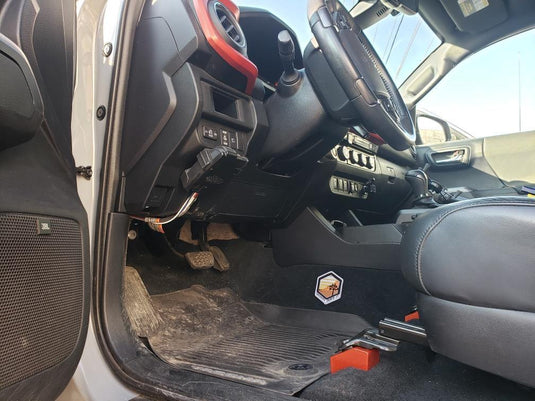 FRONT SEAT JACKERS® - LIMITED EDITION (2005 - 2022 TACOMA, 2003 - 2022 4RUNNER/GX, & FJ) - Desert Does It