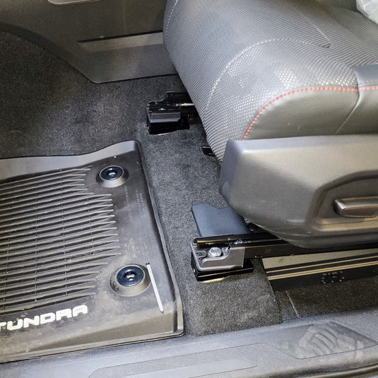TOYOTA ADJUSTABLE FRONT SEAT JACKERS (TUNDRA, LAND CRUISER, AND 4RUNNER+) - Desert Does It