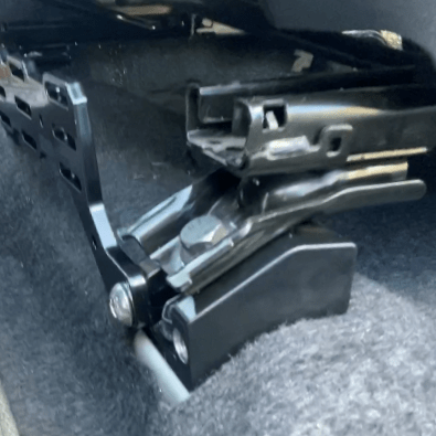 Load image into Gallery viewer, TOYOTA FRONT SEAT JACKERS® (RAV4 AND HIGHLANDER) - Desert Does It
