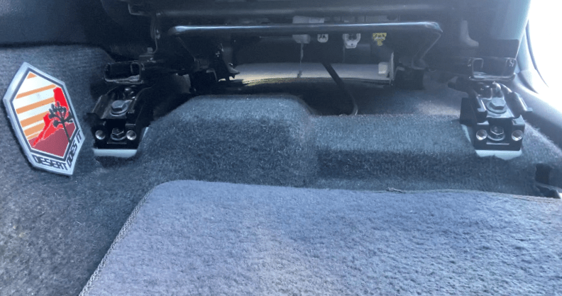 Load image into Gallery viewer, TOYOTA FRONT SEAT JACKERS® (RAV4 AND HIGHLANDER) - Desert Does It
