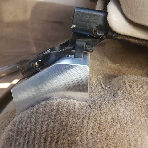 TOYOTA FRONT SEAT JACKERS® (TOYOTA LAND CRUISER 100 AND LX470) - Desert Does It