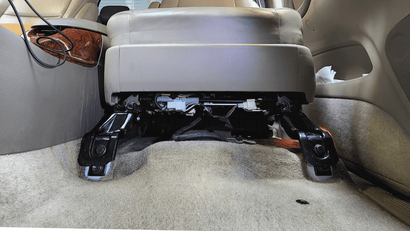 Load image into Gallery viewer, TOYOTA FRONT SEAT JACKERS® (TUNDRA, SEQUOIA, SIENNA AND T100) - Desert Does It
